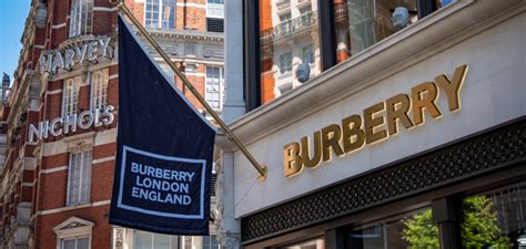 burberry social media marketing strategy|burberry digital marketing strategy.